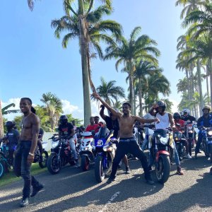 Tytys - Moto (ft. Gucci C) (Cover art)
